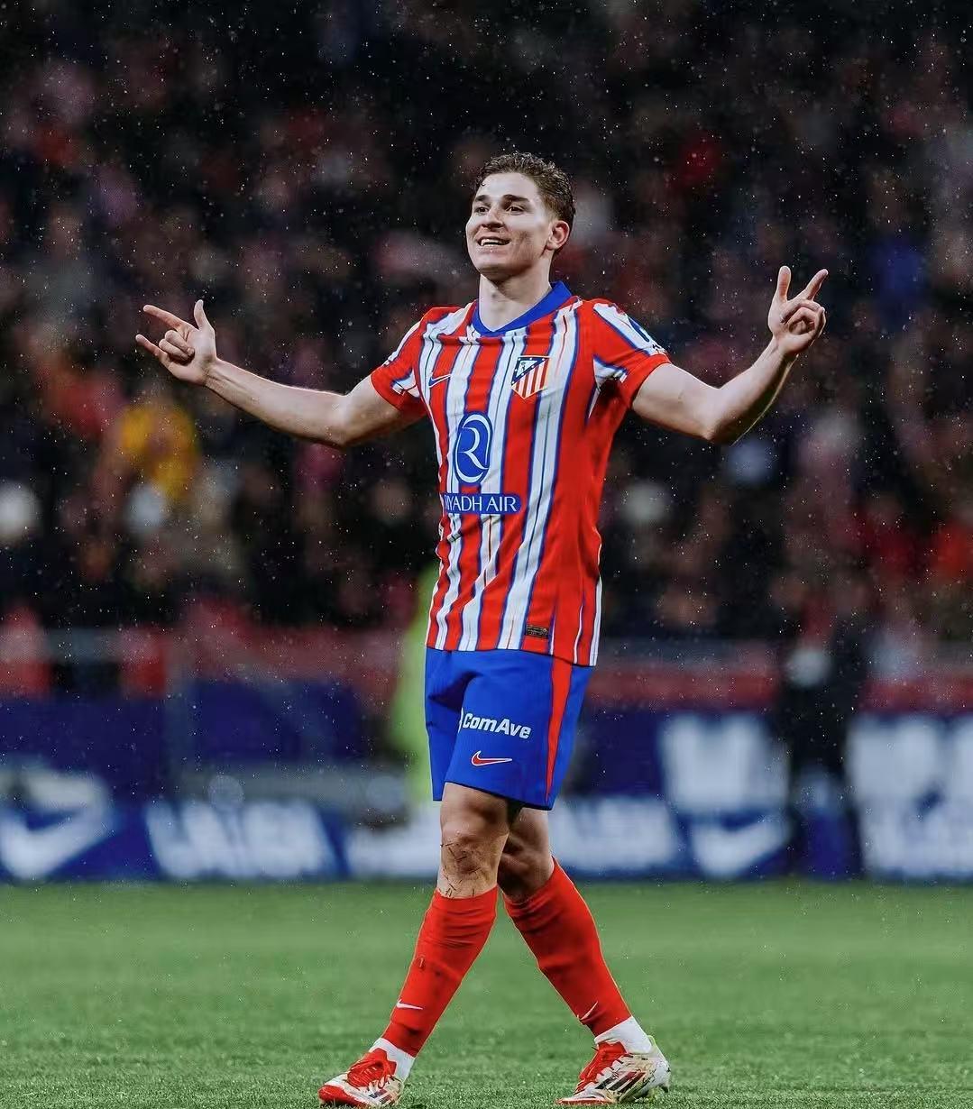 德天空：拜仁与巴莱巴、梅努、布阿迪、迪朗维尔的传闻不属实（德天空辟谣：拜仁与巴莱巴、梅努、布阿迪、迪朗维尔相关传闻不实）