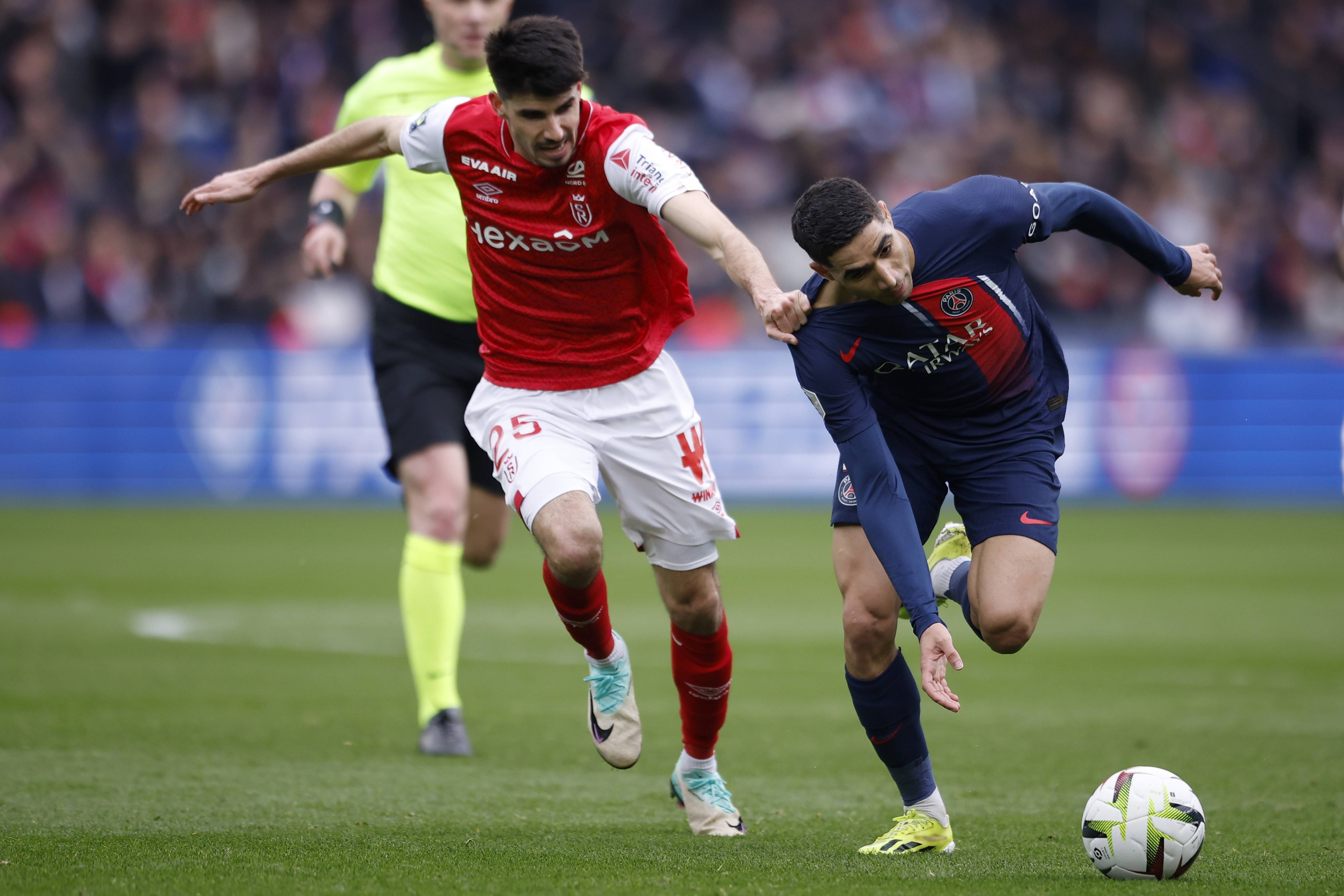 莫雷托：那不勒斯想在冬窗从罗马引进洛伦佐-佩莱格里尼（莫雷托：那不勒斯冬窗有意从罗马签下洛伦佐-佩莱格里尼）